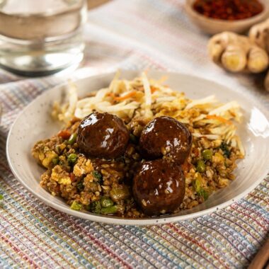 Sticky asian meatballs